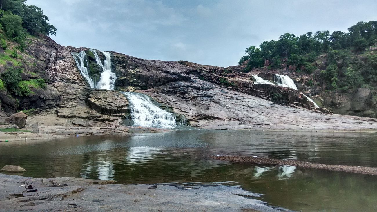 kuntala-waterfalls-Telangana