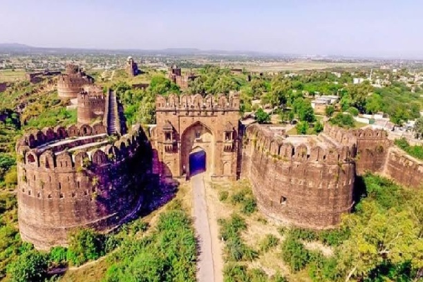 8 Attractive Places to Visit Rohtas