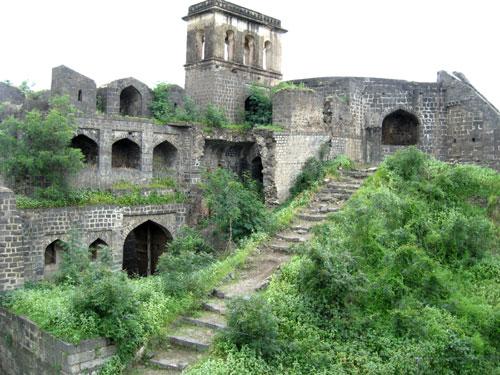 6 Best Places to Visit in Osmanabad